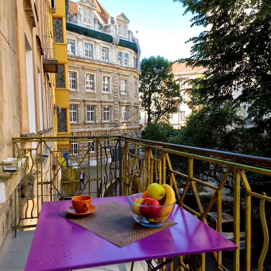 Cozy Apartment Lviv Exterior photo